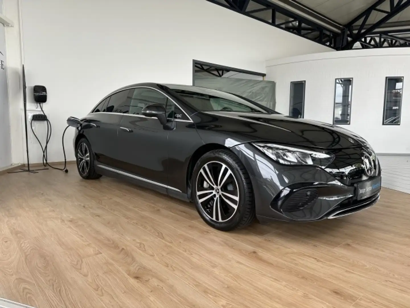 Mercedes-Benz EQE 300 EQE 300 PANORAMA+AHK+BURMESTER+MEMORY+KAMERA Navi Grigio - 2