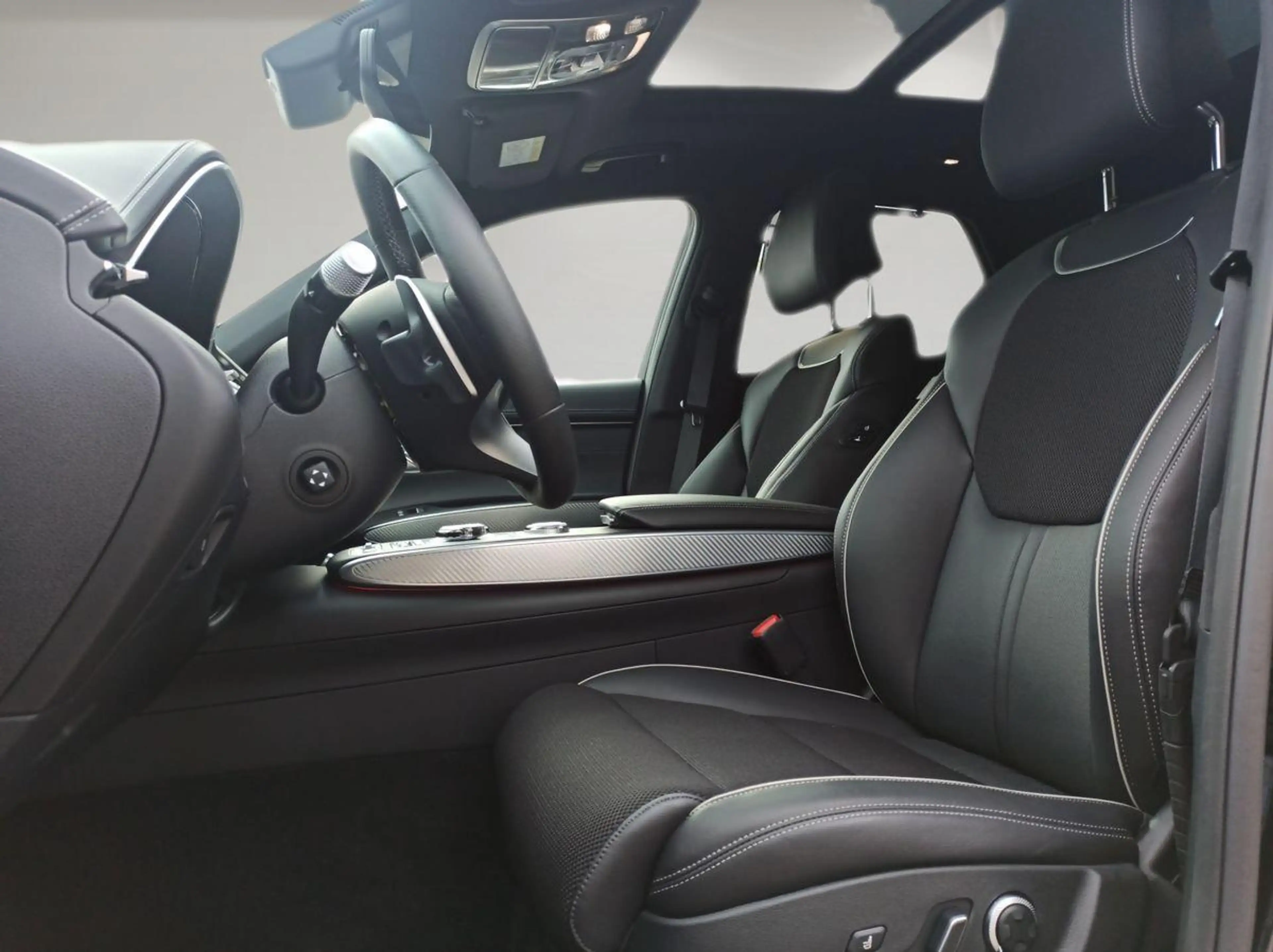 Genesis GV70 Sport 4WD 2.5L / Head-Up-Display /Sitzklima — photo 15