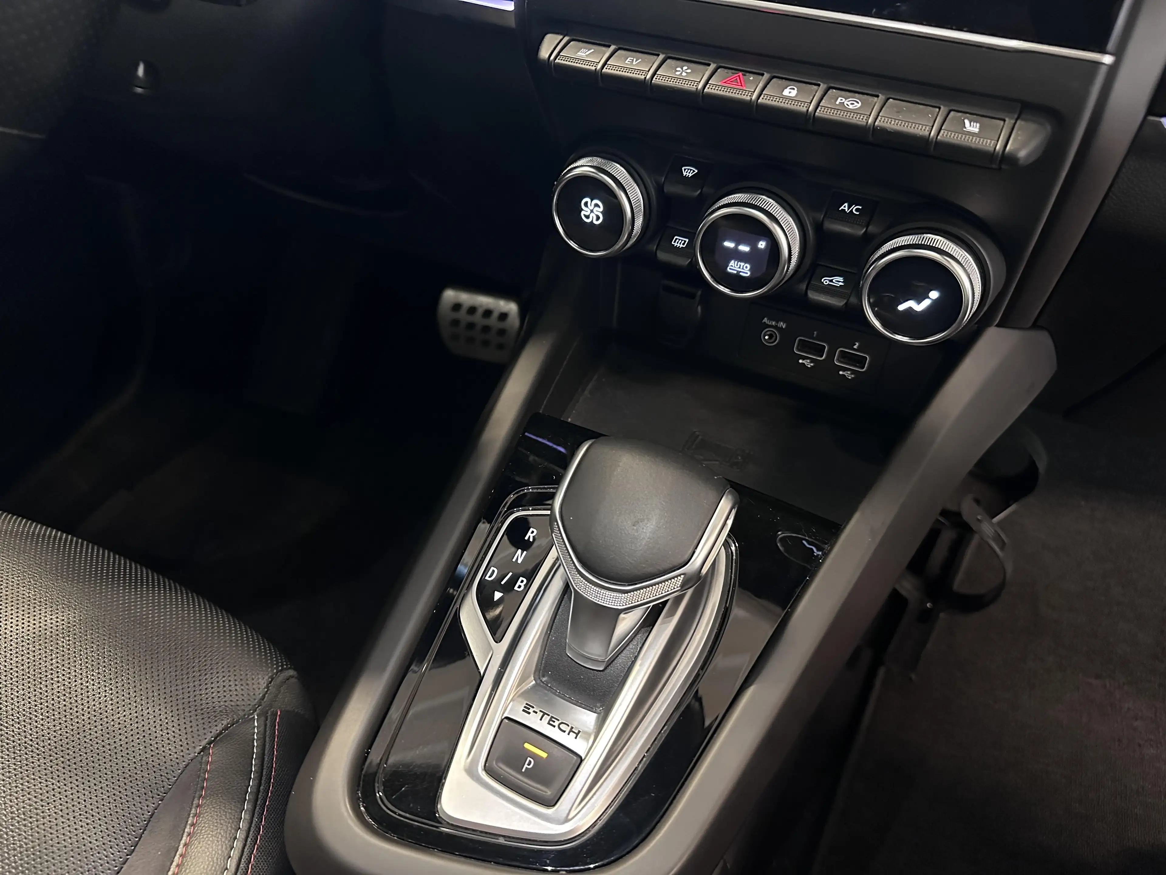 Renault Arkana RS-LINE 1.6 E-Tech MILD hybrid — photo 17