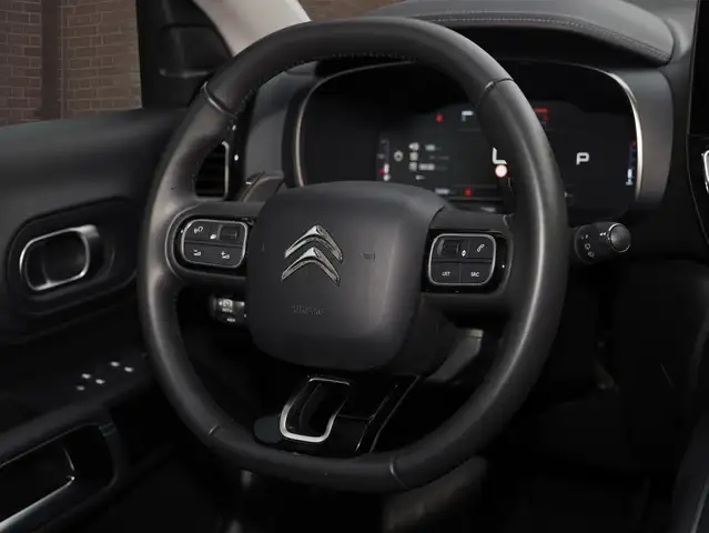 Citroen C5 Aircross view 10