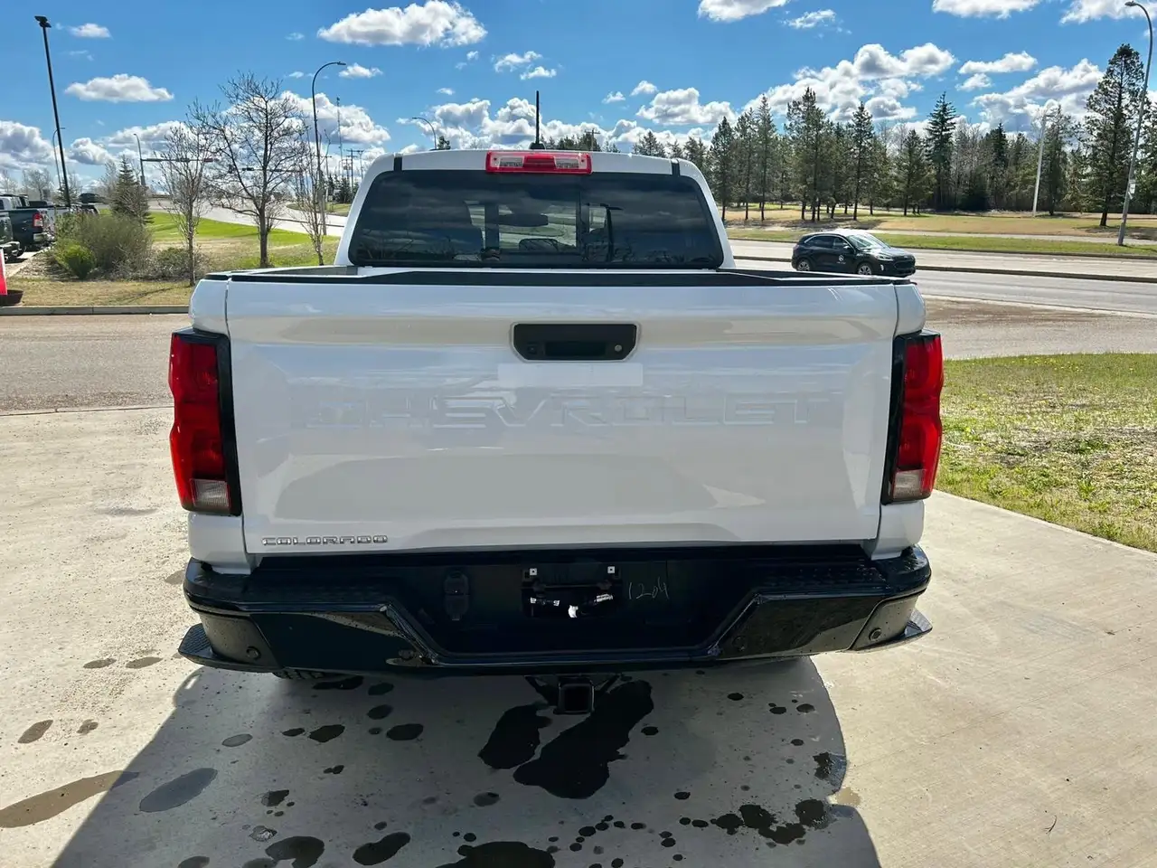 Chevrolet Colorado снимка Chevrolet Colorado