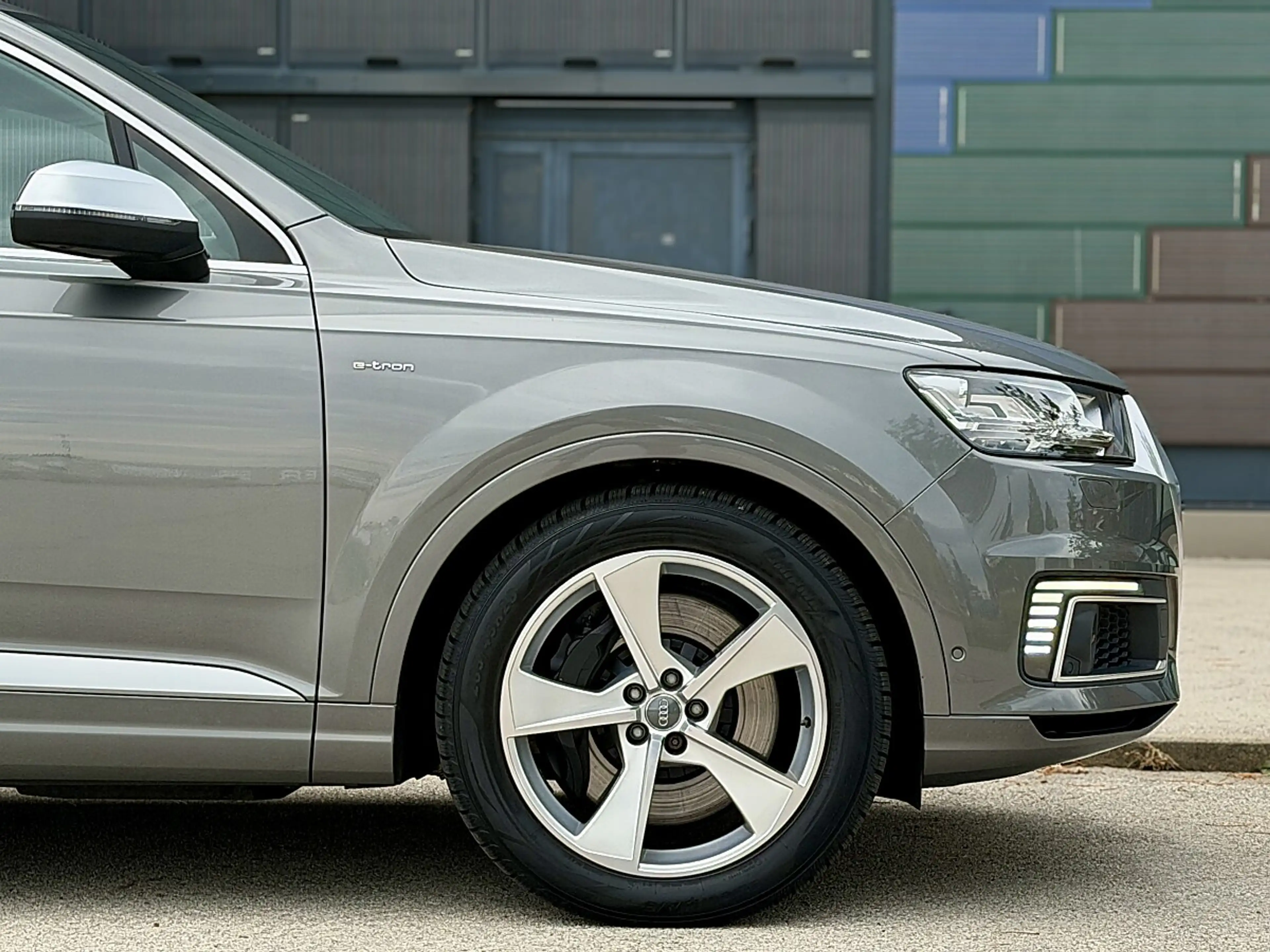 Audi Q7 PHEV e-tron 3,0 TDI quattro Tiptronic — photo 10