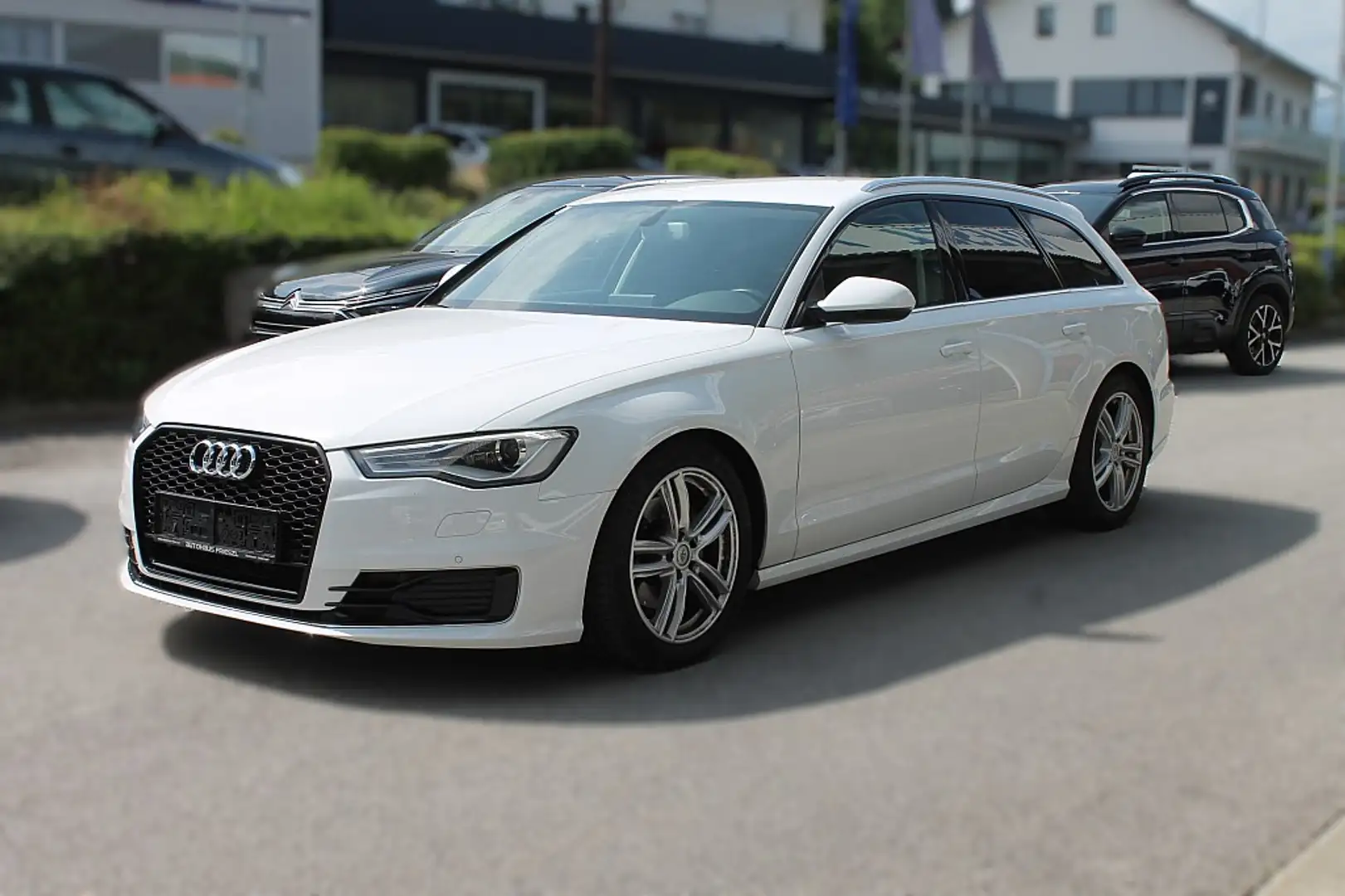 Audi A6 Avant 2,0 TDI ultra intense S-tronic  **nur 129... Weiß - 1