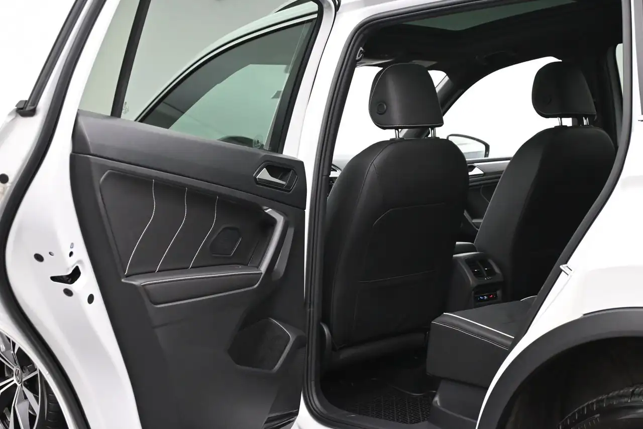 Volkswagen Tiguan photo Volkswagen Tiguan