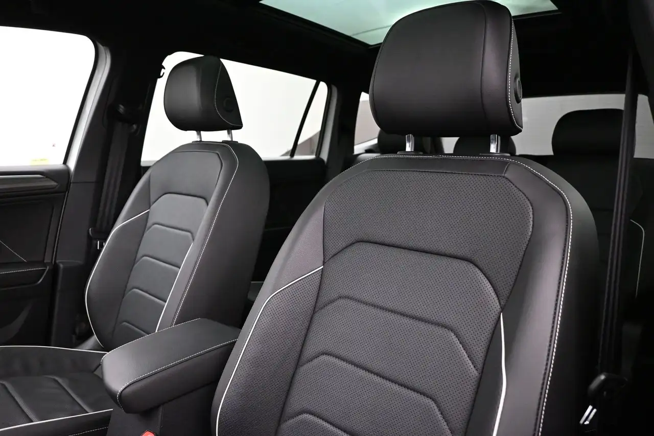 Volkswagen Tiguan photo Volkswagen Tiguan