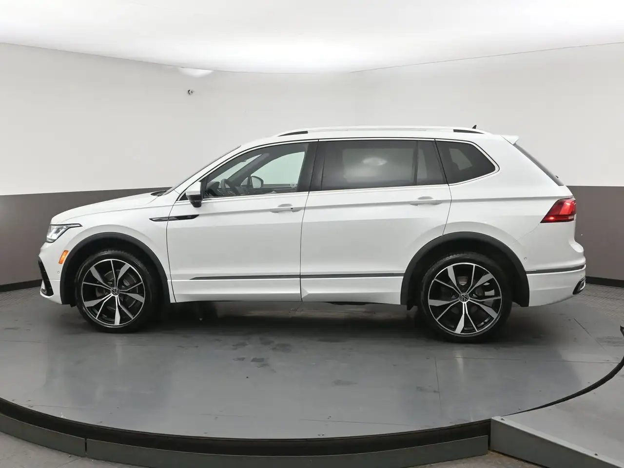 Volkswagen Tiguan photo Volkswagen Tiguan
