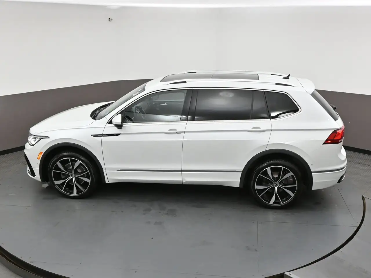 Volkswagen Tiguan photo Volkswagen Tiguan