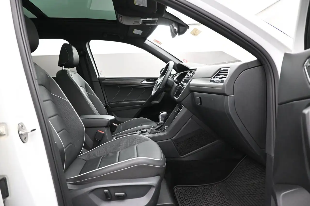 Volkswagen Tiguan photo Volkswagen Tiguan