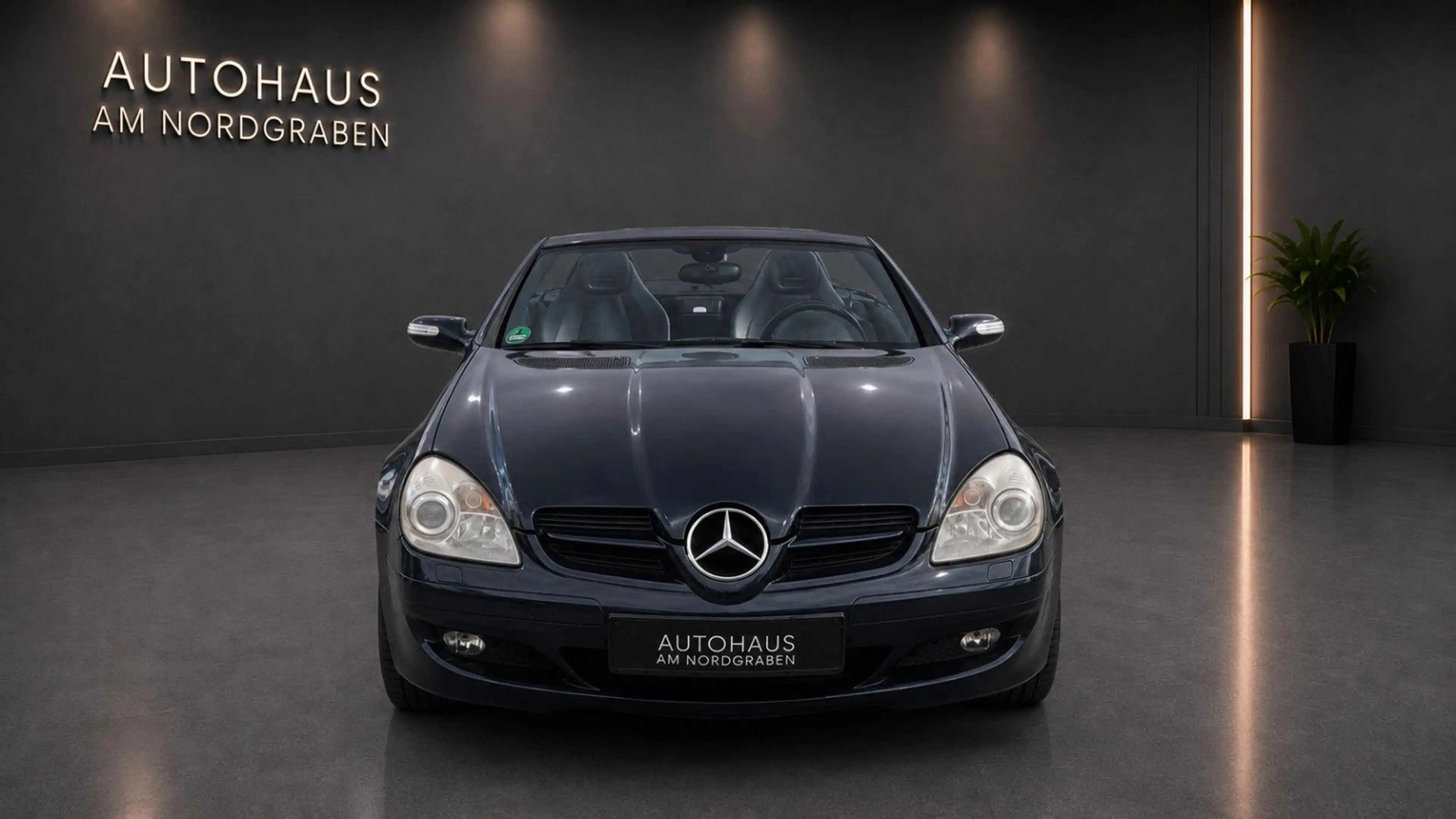 Mercedes-Benz SLK 200 Roadster Kompressor — photo 12