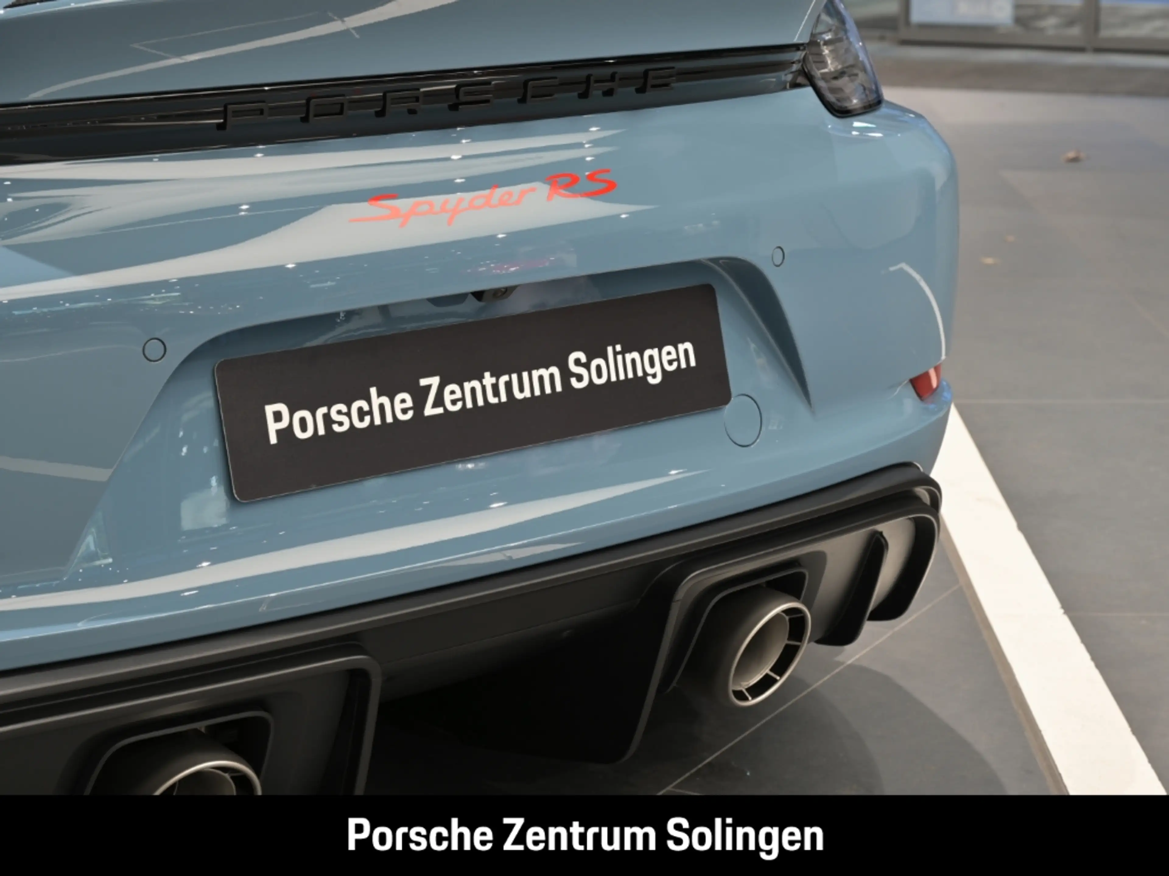 Porsche 718 Spyder RS PTS PCCB Bose Weissach Lift LED — photo 7