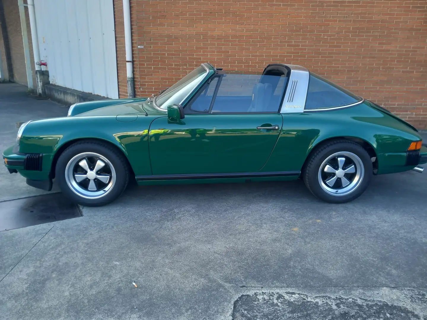 Porsche 911 2.7 Targa Verde - 1