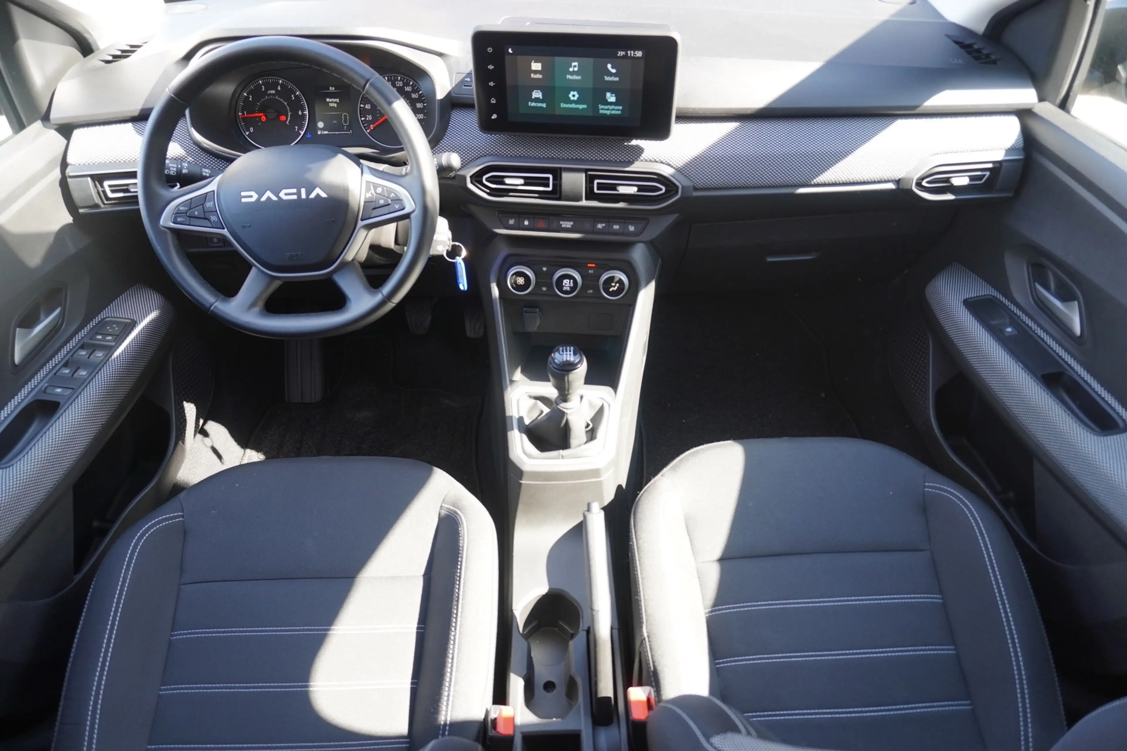 Dacia Jogger 1.6 Extreme EDC LED Navi Totwinkel Kamera — photo 11