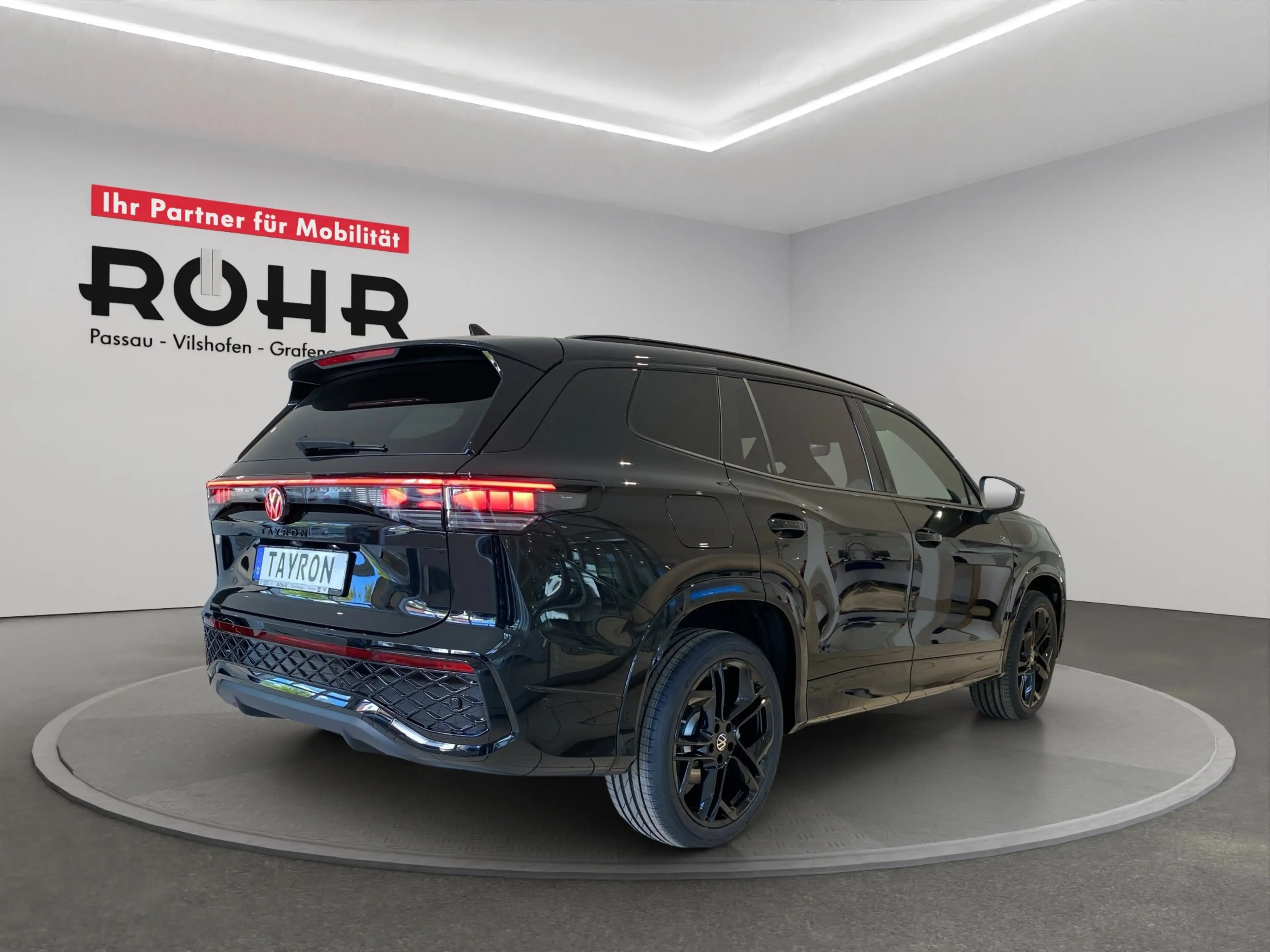 Volkswagen Tayron R-Line 1.5 eHybrid 360 ACC AHK HUD Kam. — photo 3