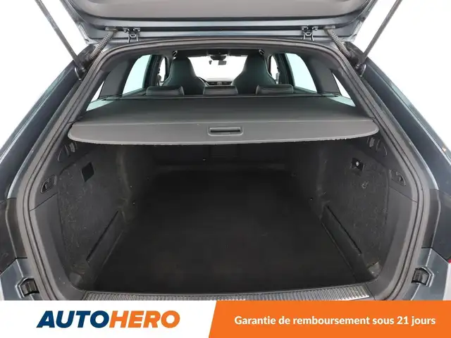Skoda Superb view 17