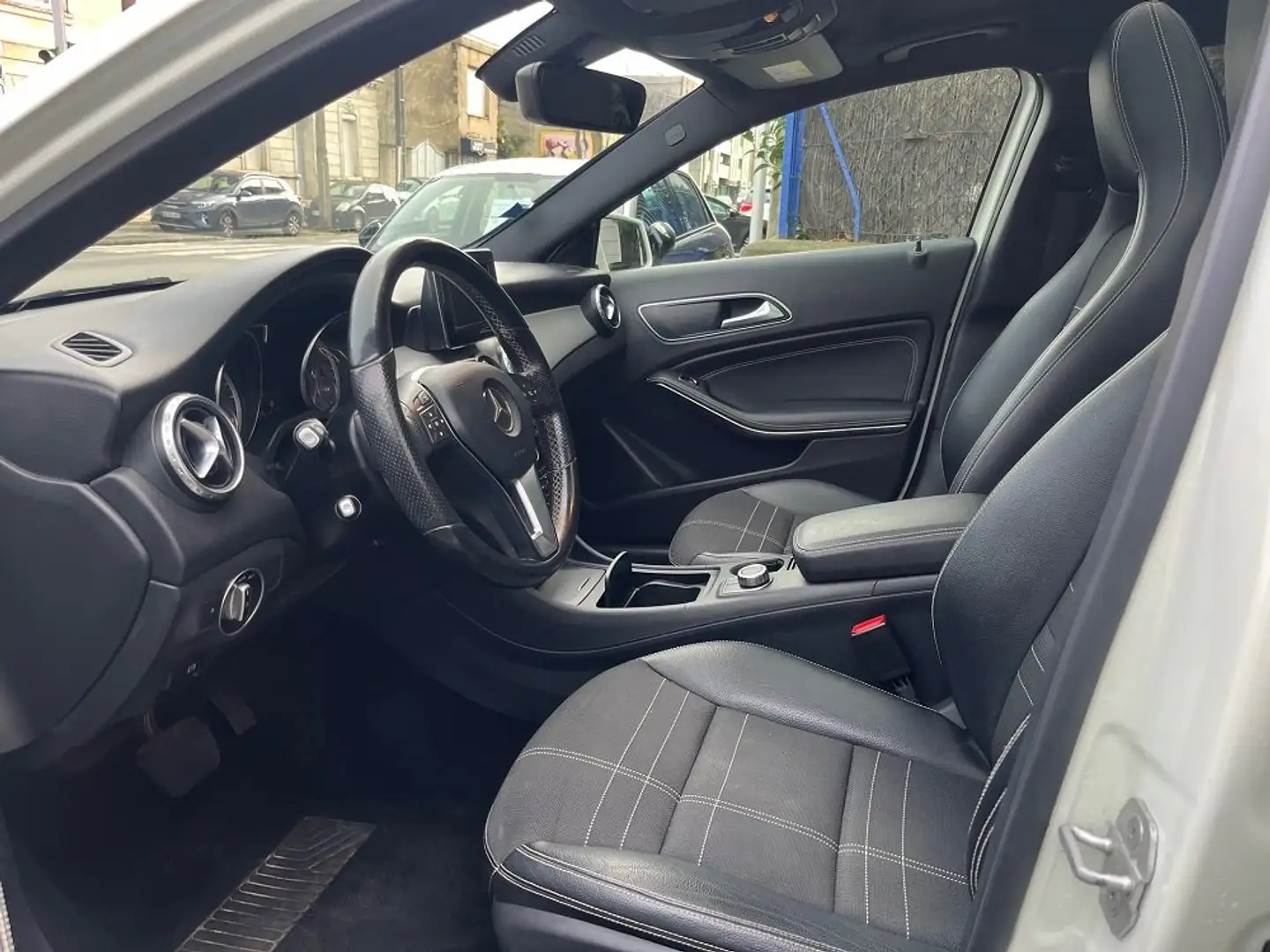 Mercedes-Benz GLA 220 Classe GLA 220 CDI 4-Matic Sensation 7-G DCT A - 2