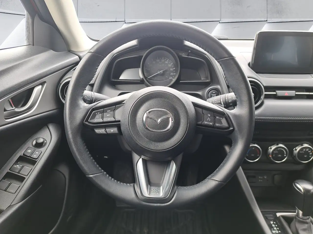 Mazda CX-3 снимка Mazda CX-3