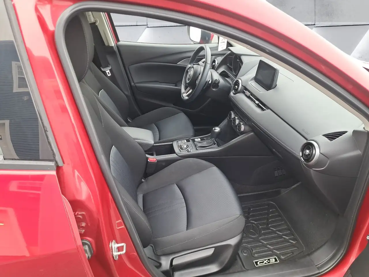 Mazda CX-3 снимка Mazda CX-3
