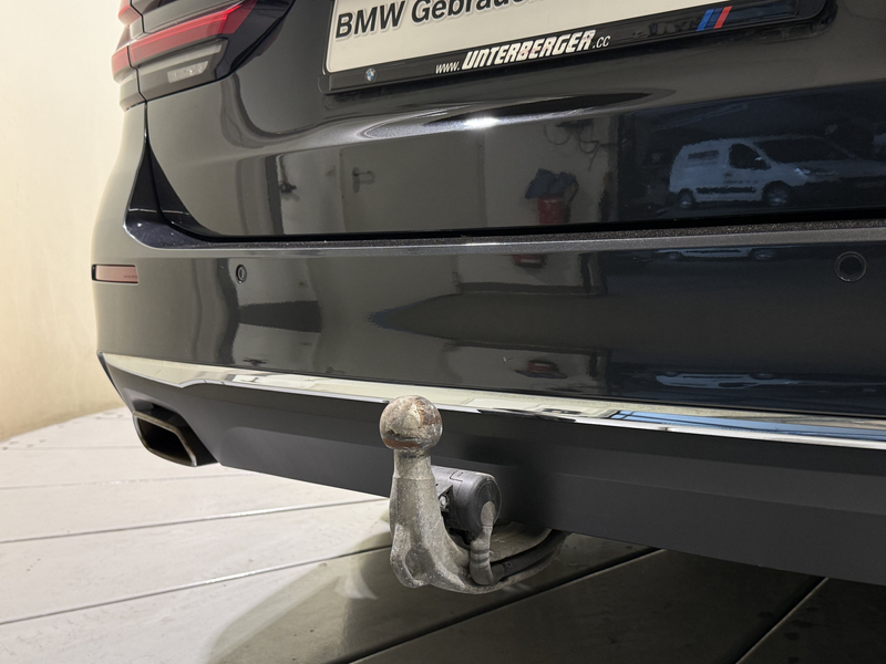 BMW 540 i xDrive Touring Luxury AHK ACC RFK Pano HUD HiFi — photo 30