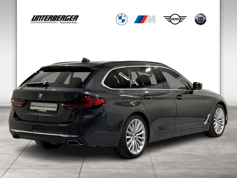 BMW 540 i xDrive Touring Luxury AHK ACC RFK Pano HUD HiFi — photo 3