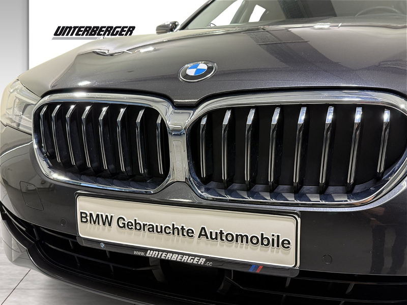 BMW 540 i xDrive Touring Luxury AHK ACC RFK Pano HUD HiFi — photo 6