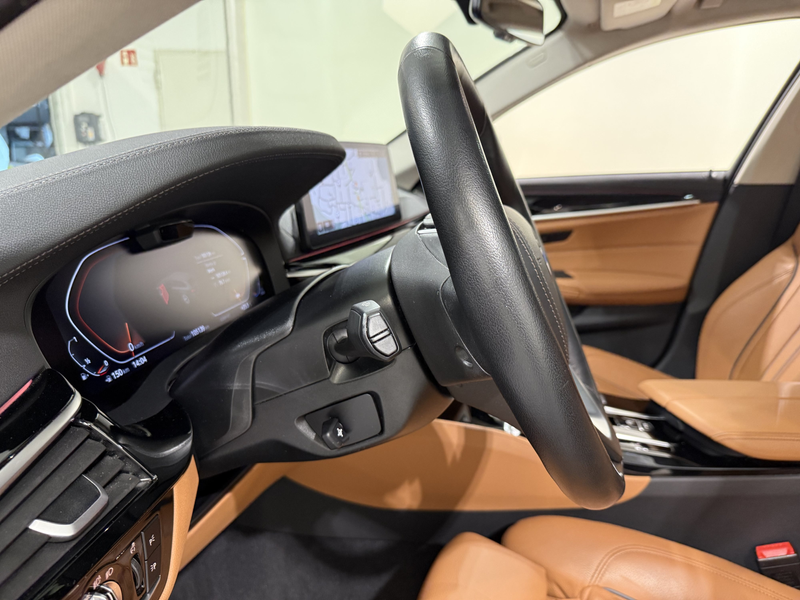BMW 540 i xDrive Touring Luxury AHK ACC RFK Pano HUD HiFi — photo 14
