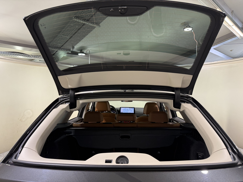 BMW 540 i xDrive Touring Luxury AHK ACC RFK Pano HUD HiFi — photo 27