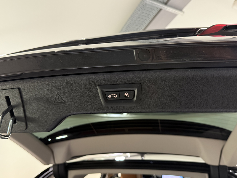 BMW 540 i xDrive Touring Luxury AHK ACC RFK Pano HUD HiFi — photo 28
