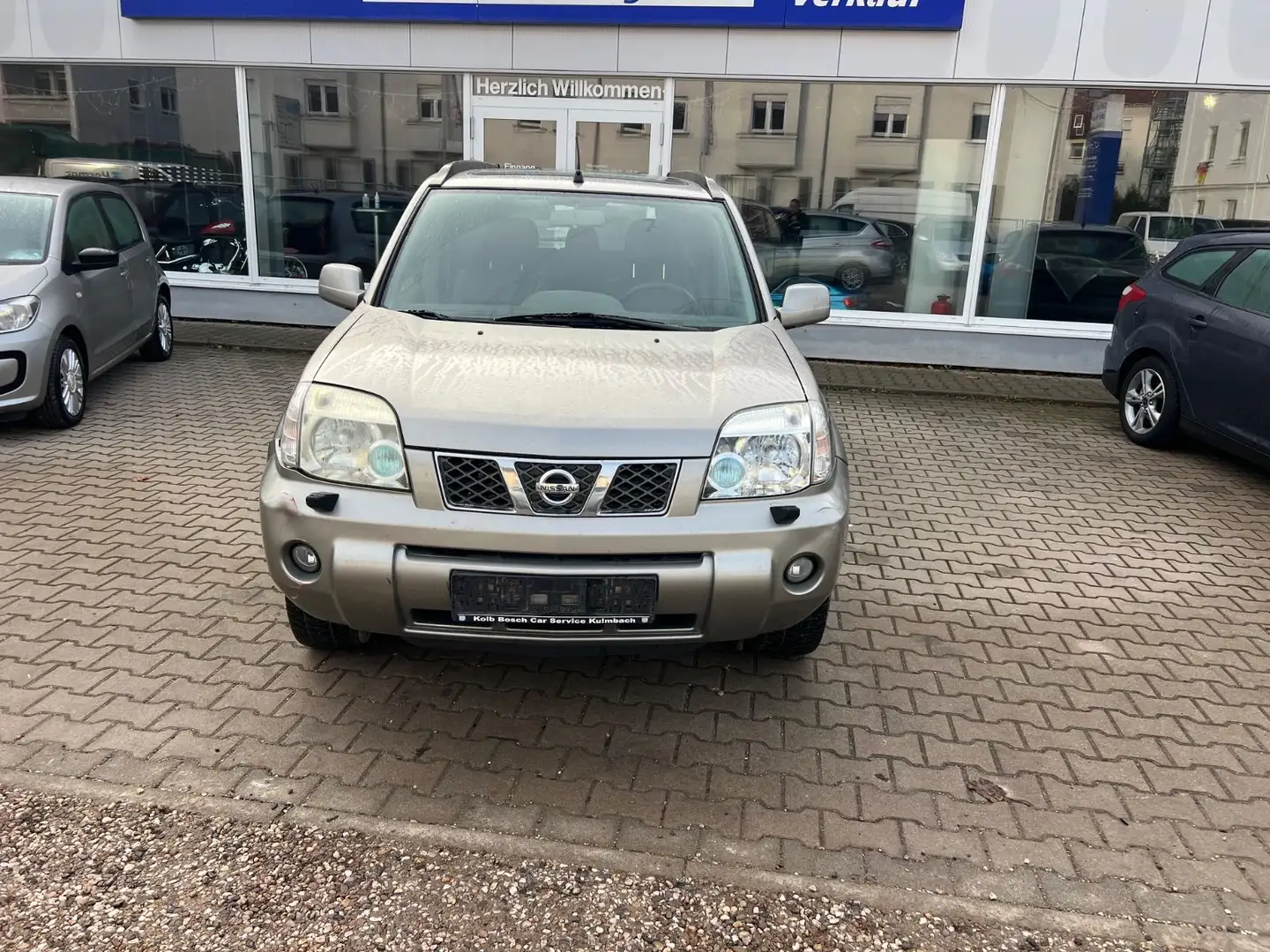 Nissan X-Trail Elegance Grau - 2