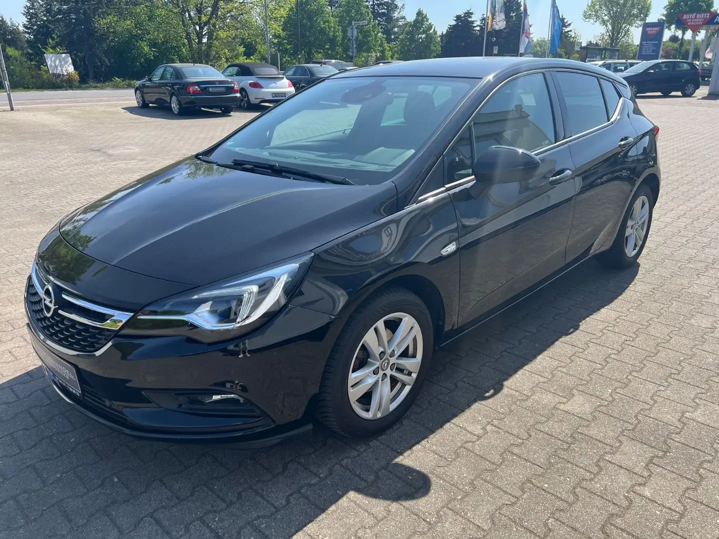 Opel Astra K Lim. 5-trg. Active / Navi / LED / Kamera Negro - 2