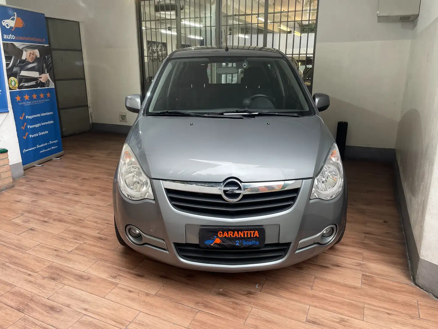 Opel Agila NEOPATENTATI - 5 PORTE Grigio - 2