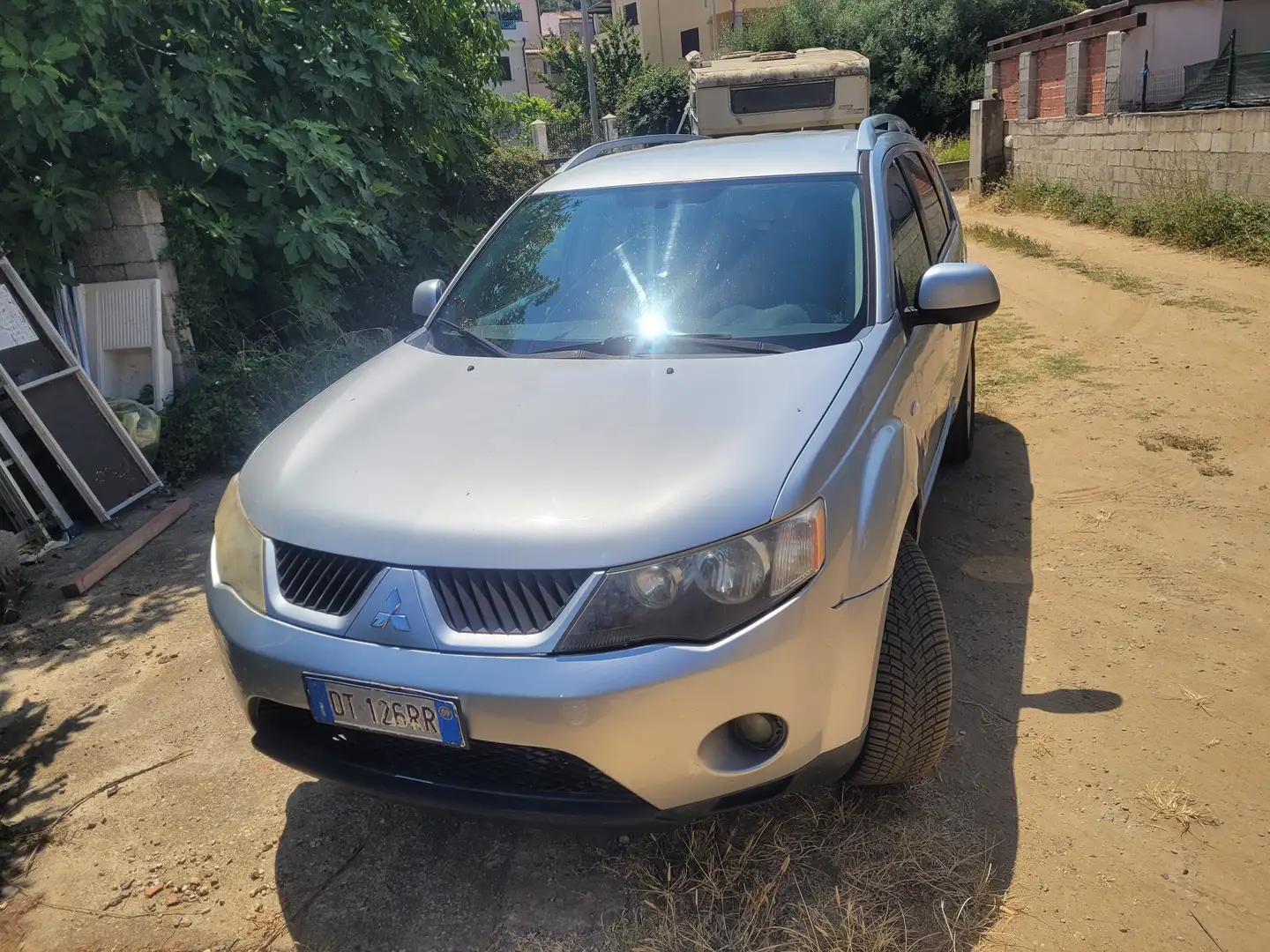 Mitsubishi Outlander 7 posti Grigio - 1