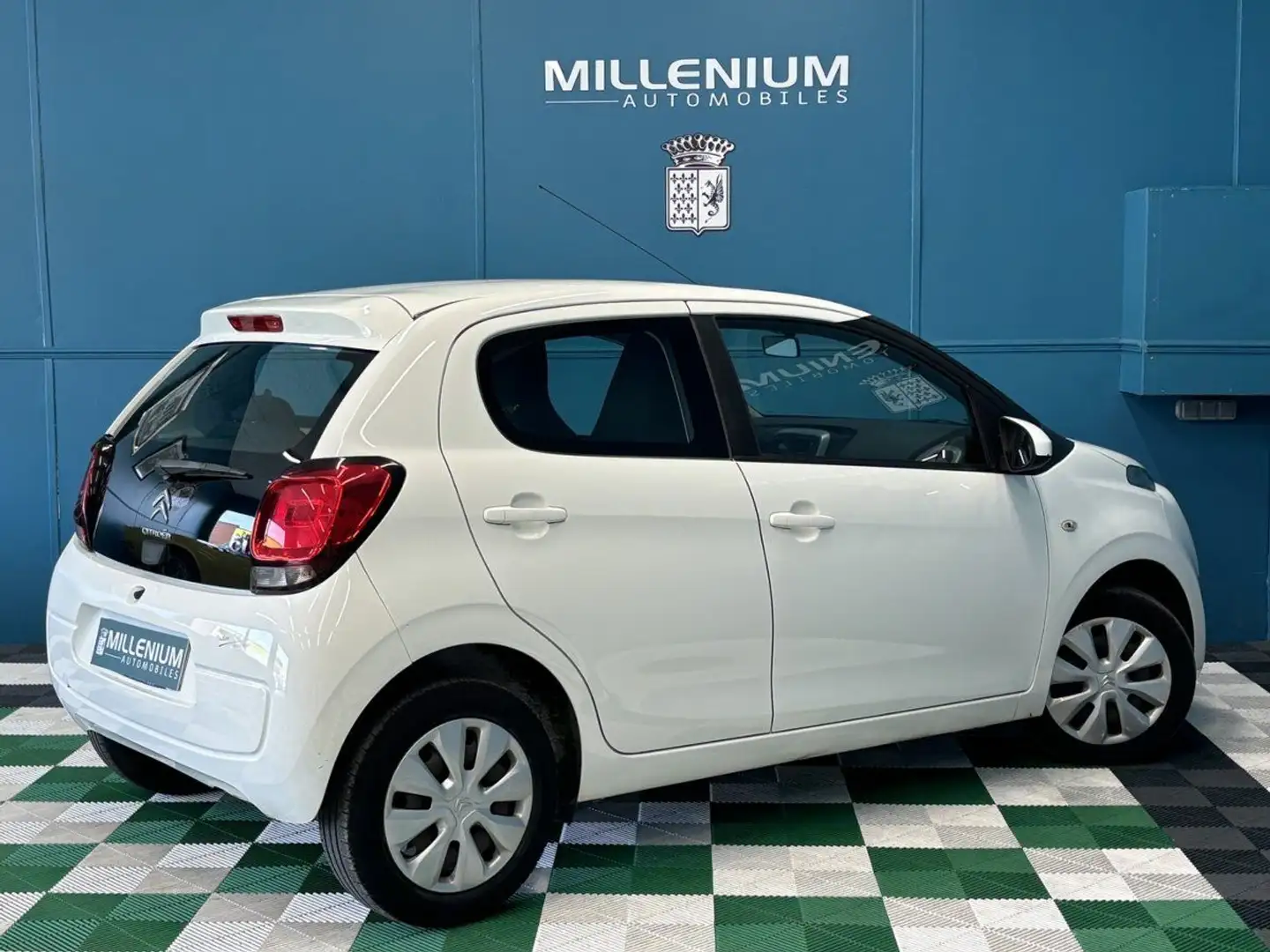 Citroen C1 VTI 68 FEEL 5P 1ERE MAIN Blanc - 2