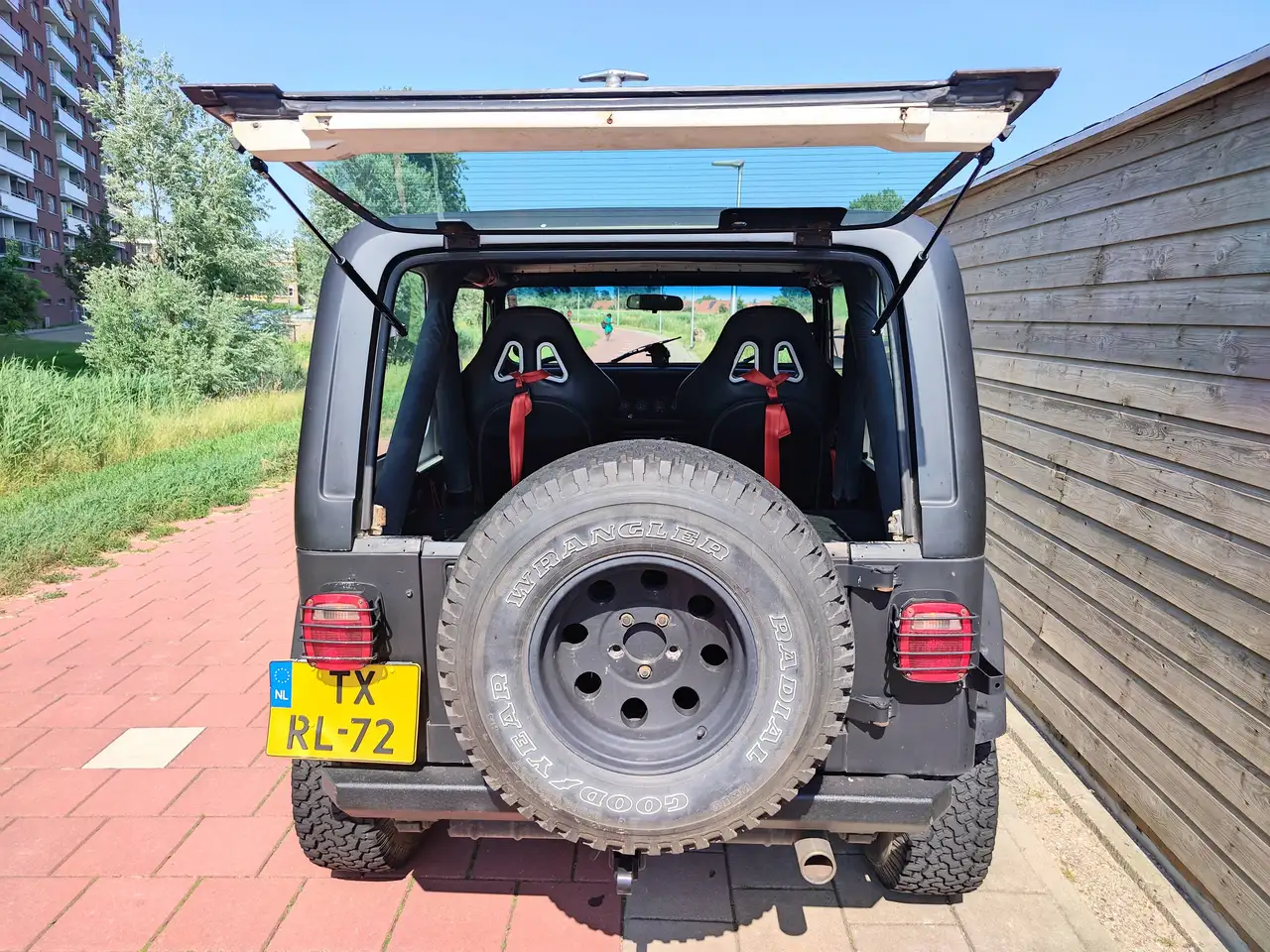 Jeep Wrangler YJ 4.2 4WD K6 1989 Zwart, foto 2