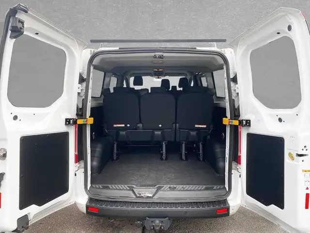 Ford Transit Custom view 10