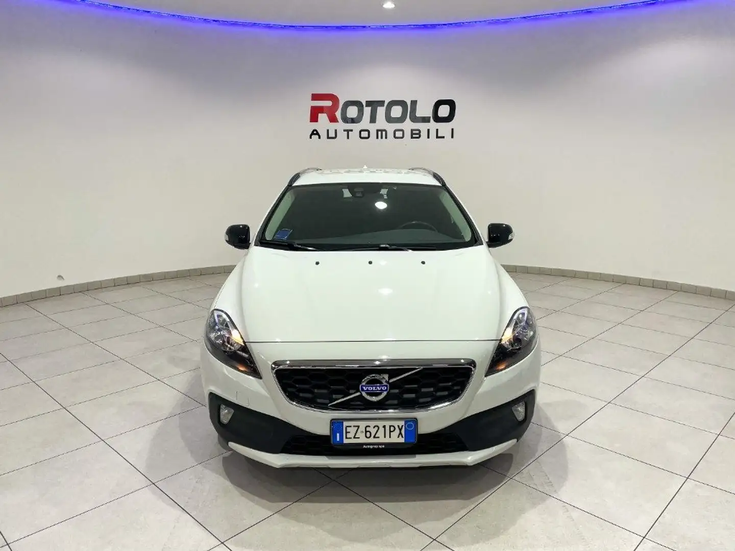 Volvo V40 Cross Country D2 1.6 Kinetic Wit - 2
