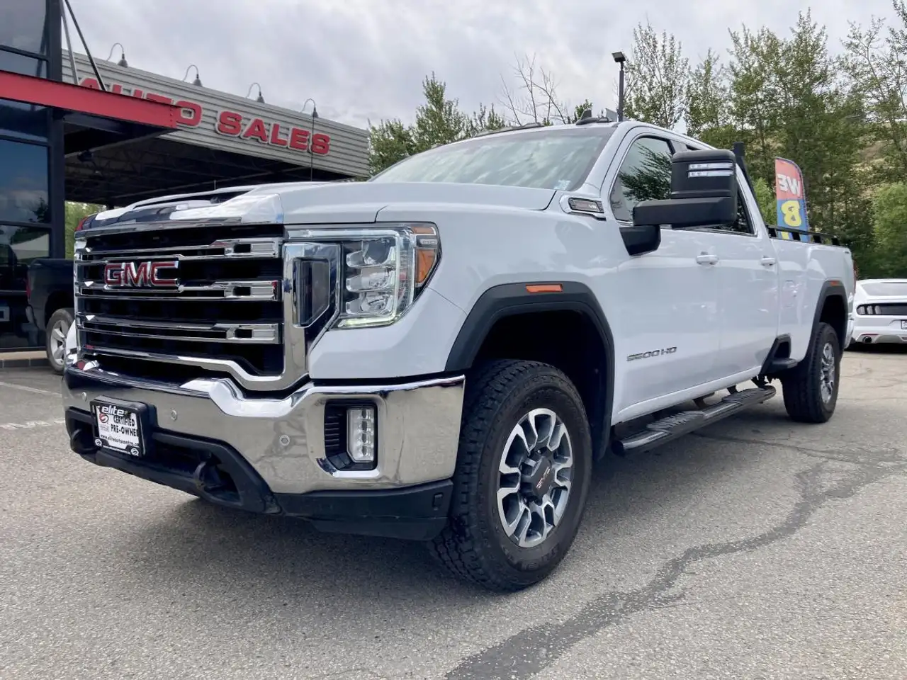 GMC Sierra 3500HD photo GMC Sierra 3500HD