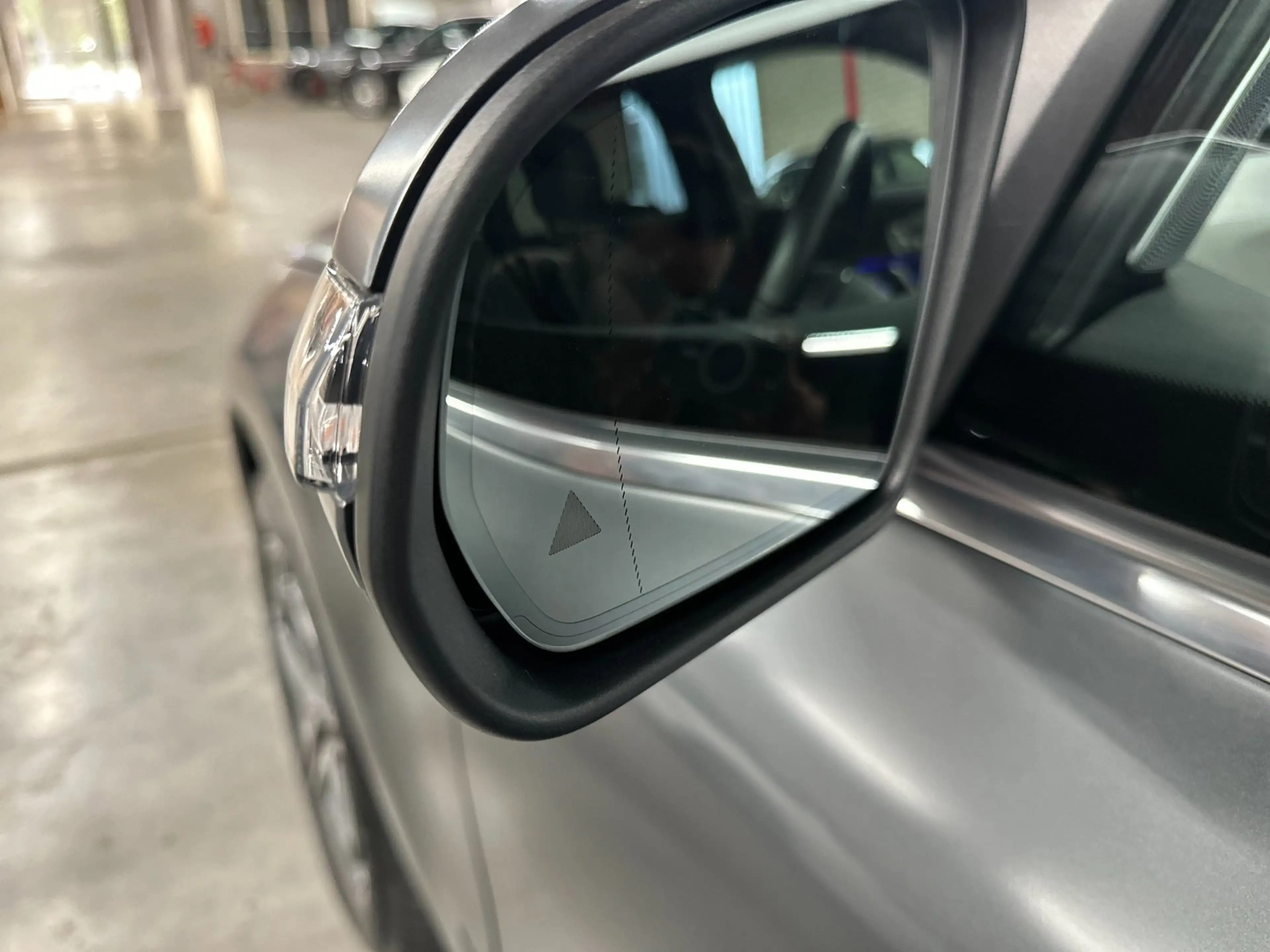 Mercedes-Benz EQC 400 4MATIC, AMG, Massage, Magno, BTW! — photo 12