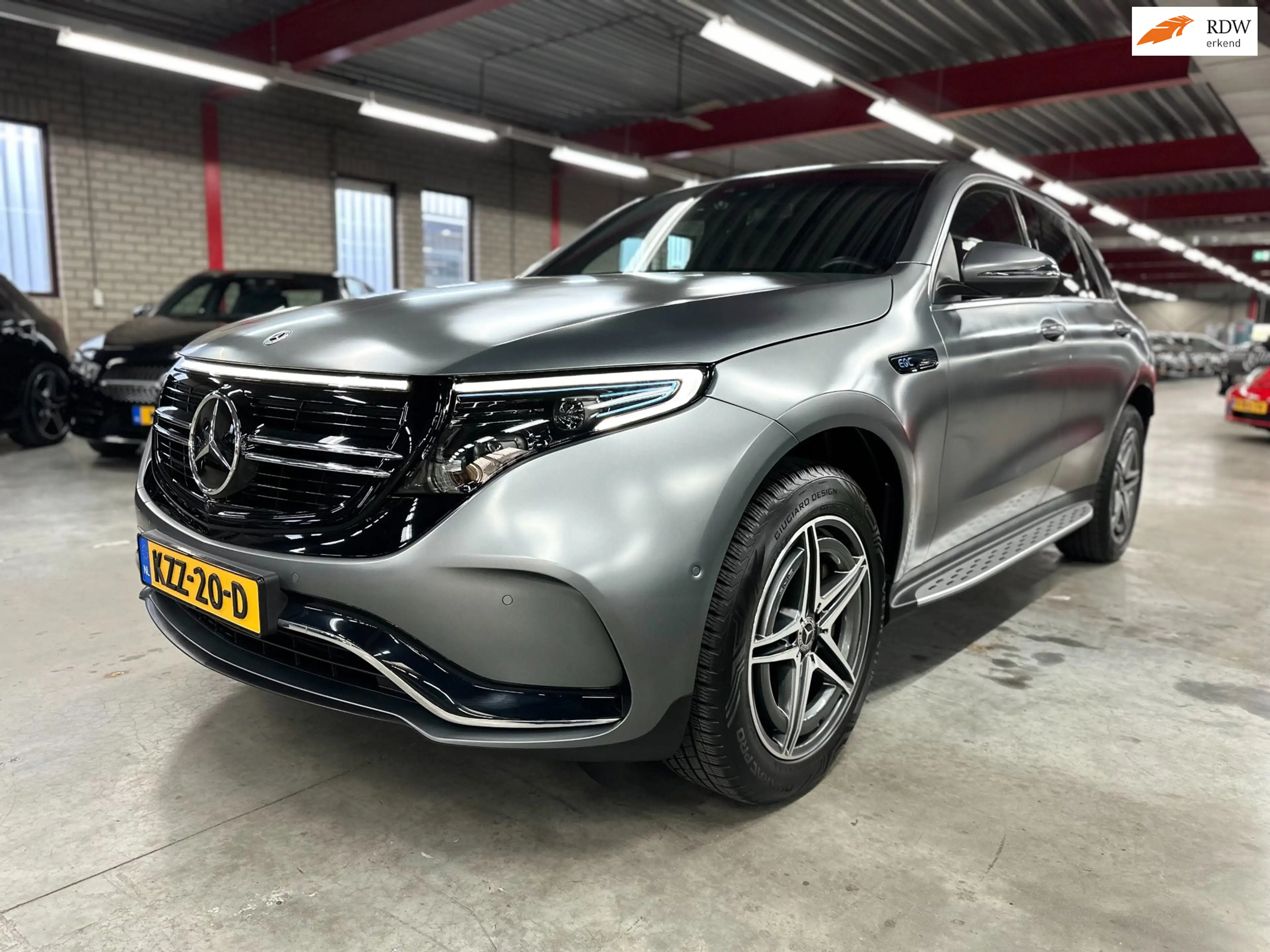 Mercedes-Benz EQC 400 4MATIC, AMG, Massage, Magno, BTW!