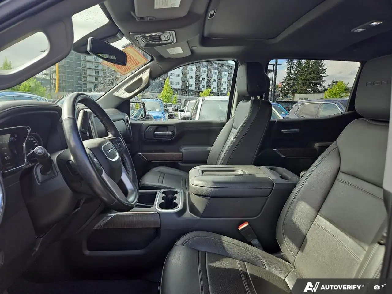 GMC Sierra 1500 снимка GMC Sierra 1500