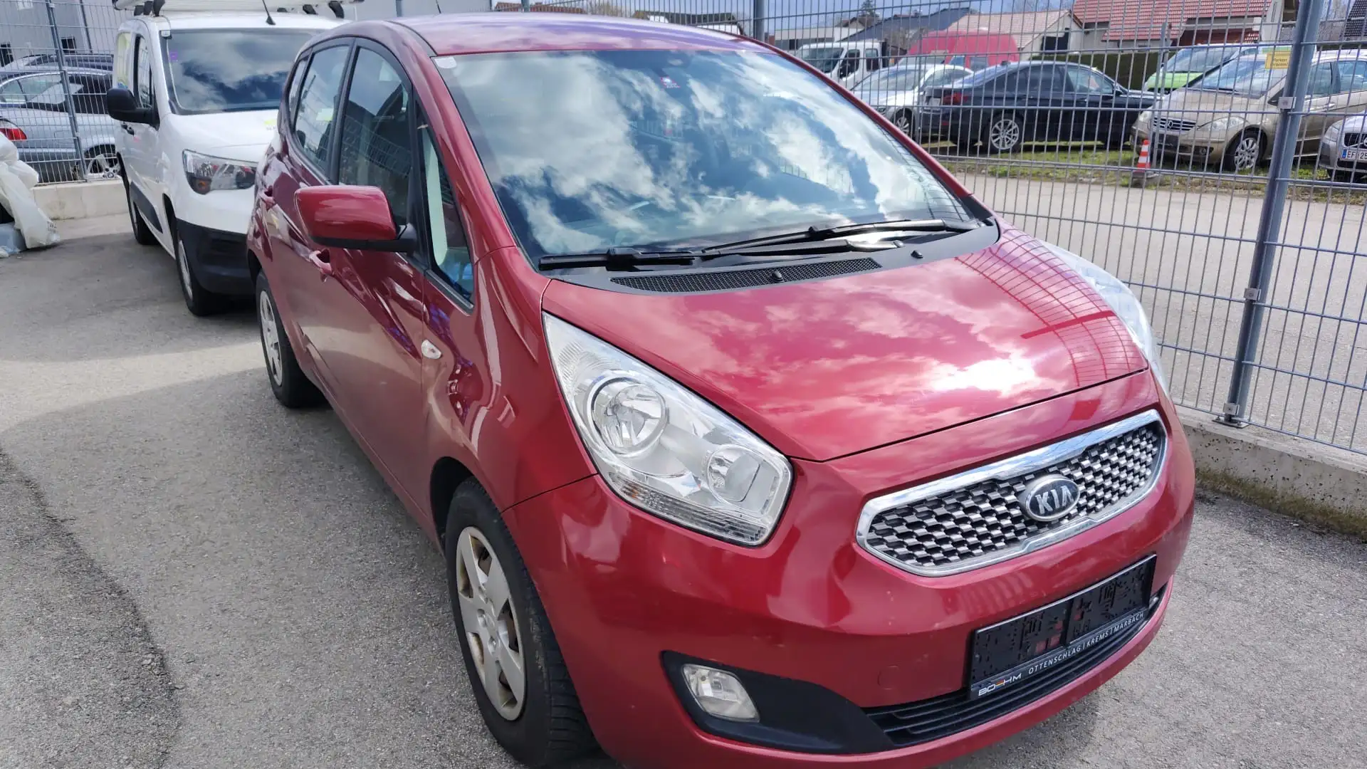 Kia Venga Venga 1,4 CRDi Motion ISG Motion Rot - 2