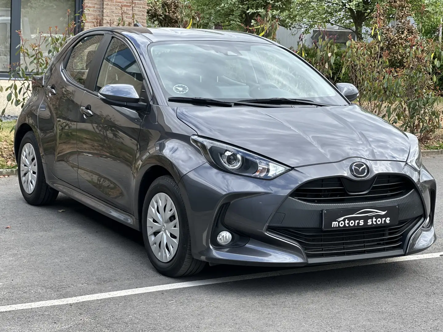 Mazda 2 Hybrid 1.5i VVT-i E-CVT/25000 km//36 mois garantie Gris - 2