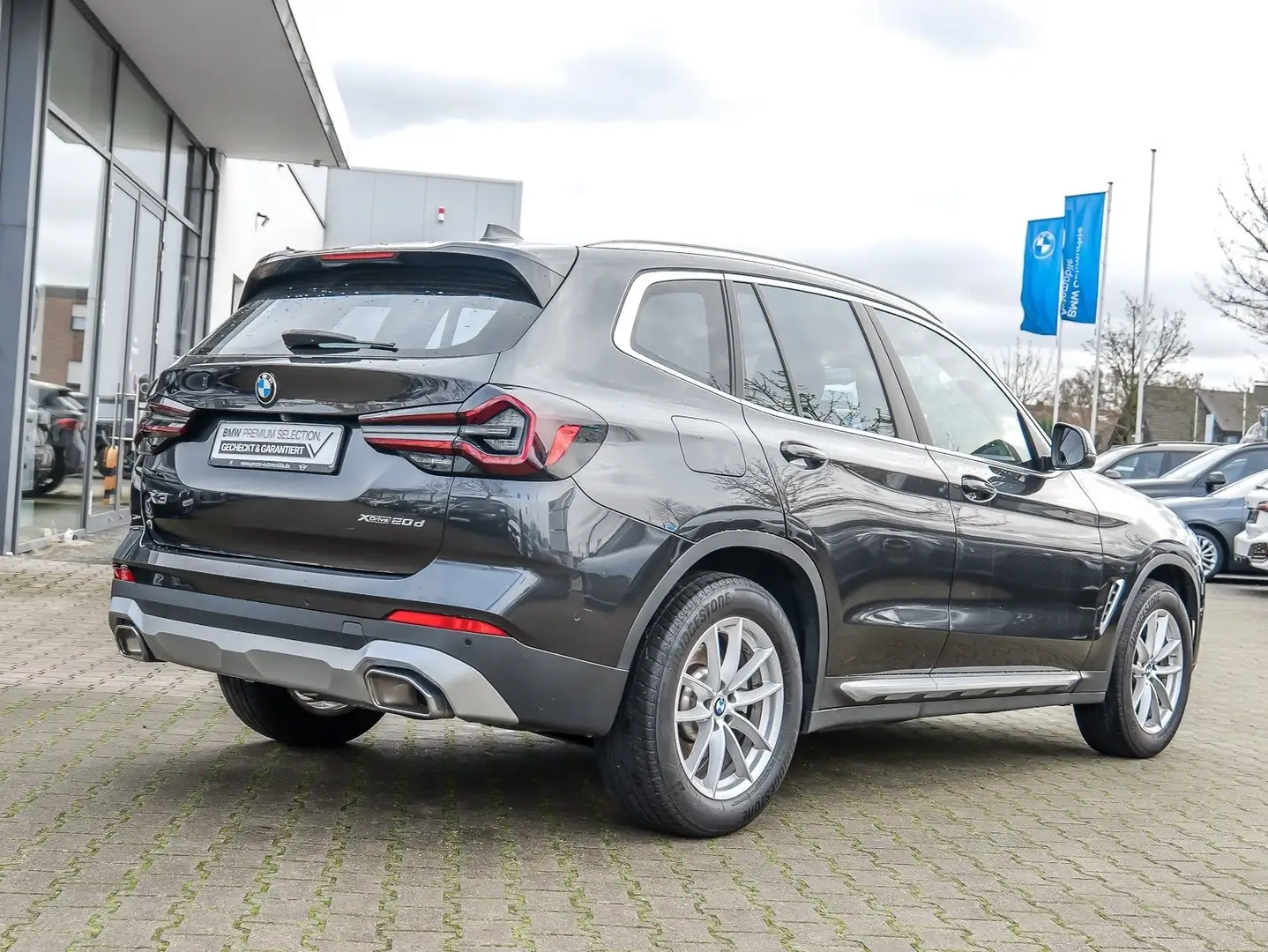 BMW X3 xDrive20d LC+ HUD Pano AHK ACC HiFi DAB SHZ LED Grau - 2