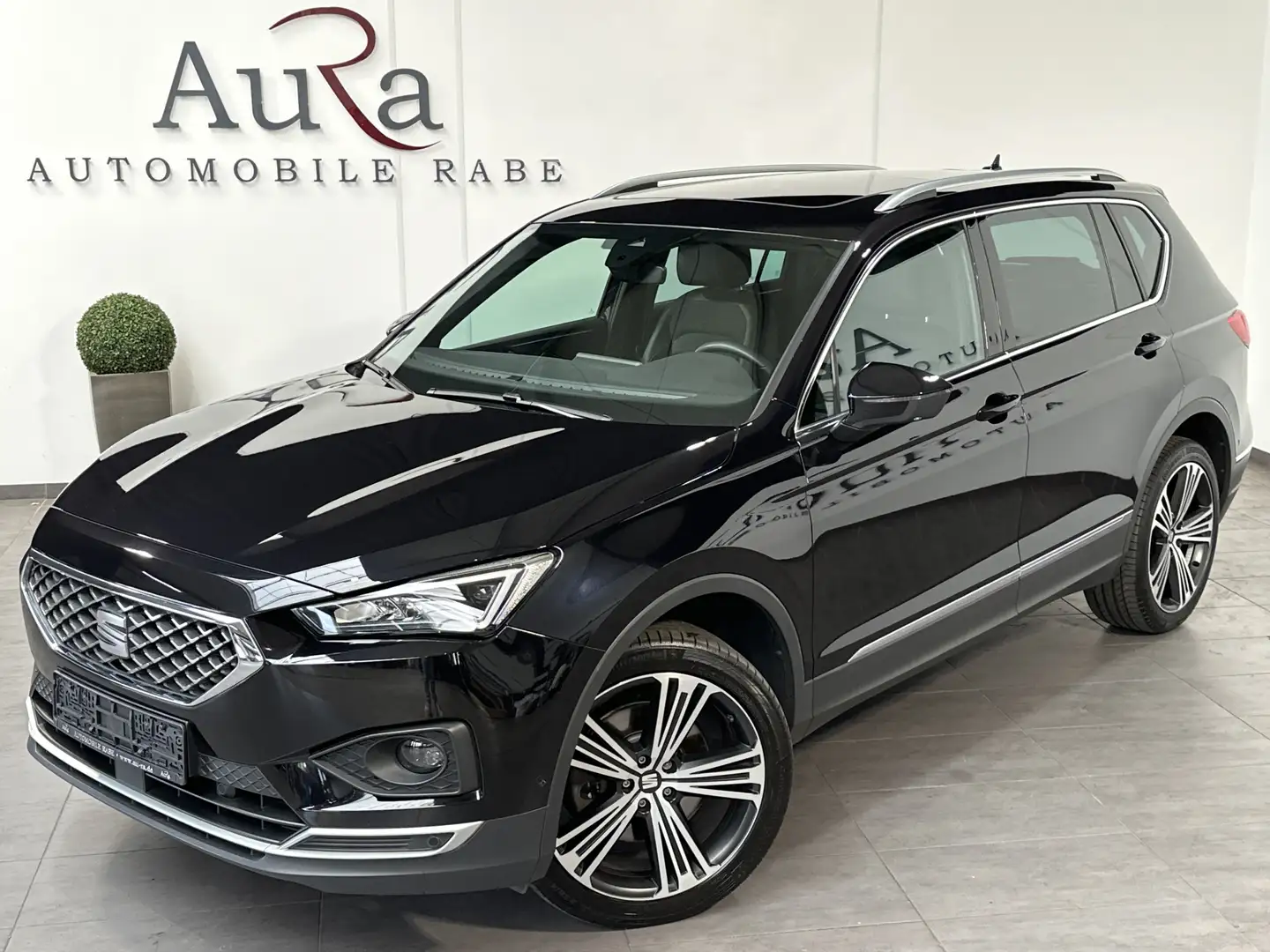 SEAT Tarraco 2.0 TSI DSG 4D XC NAV+LED+AHK+PANO+20ZO Noir - 1