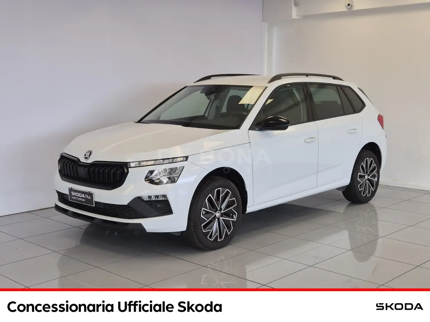 Skoda Kamiq 1.0 tsi black dots 95cv Blanc - 1