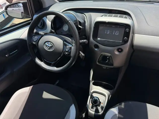 Toyota Aygo view 11