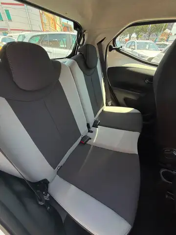 Toyota Aygo view 13