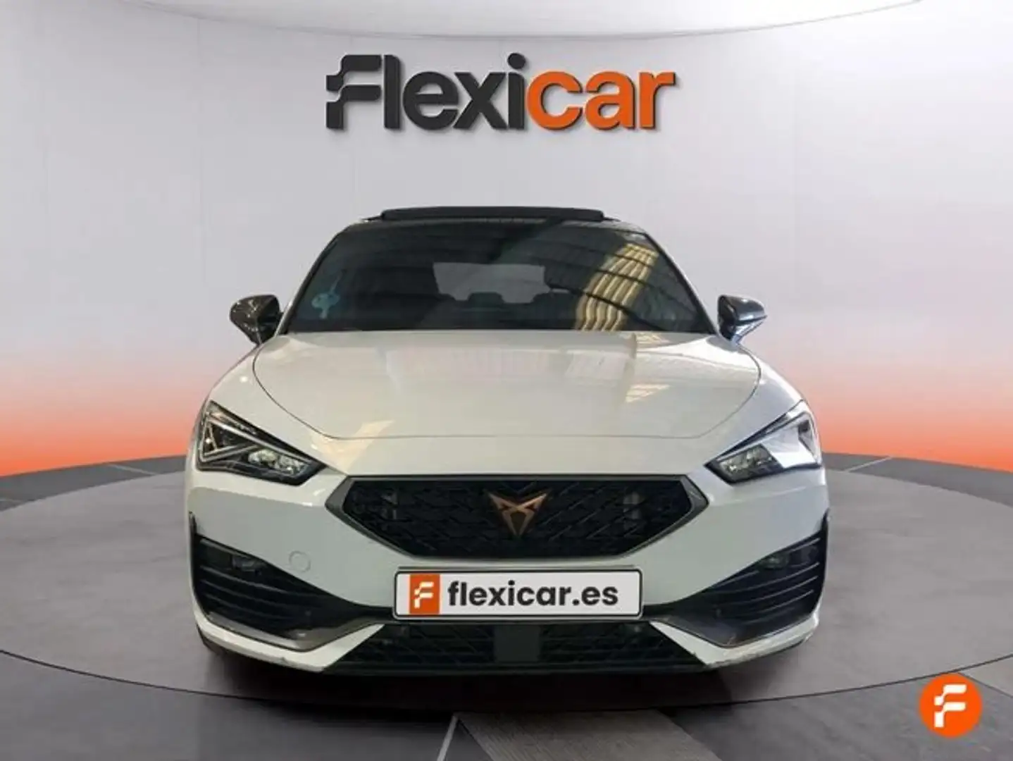 CUPRA 1.5 eTSI 110kW (150CV) DSG Белый - 2