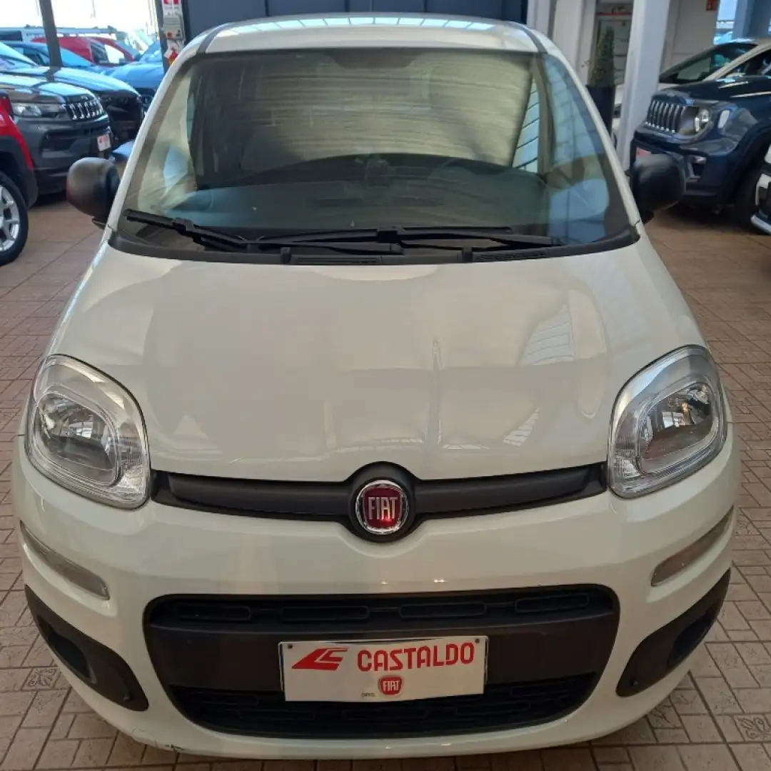 Fiat Panda 1.0 GSE S&S Hybrid Pop Van 2 posti Weiß - 1
