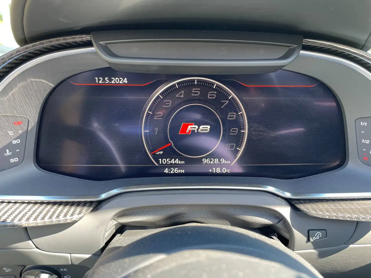 Audi R8 снимка Audi R8
