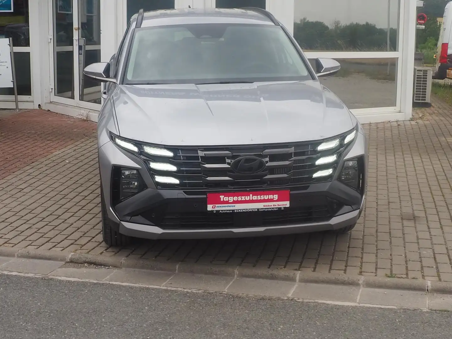 Hyundai TUCSON Essential 1.6 T-GDI DCT MHEV 160 PS Zilver - 2
